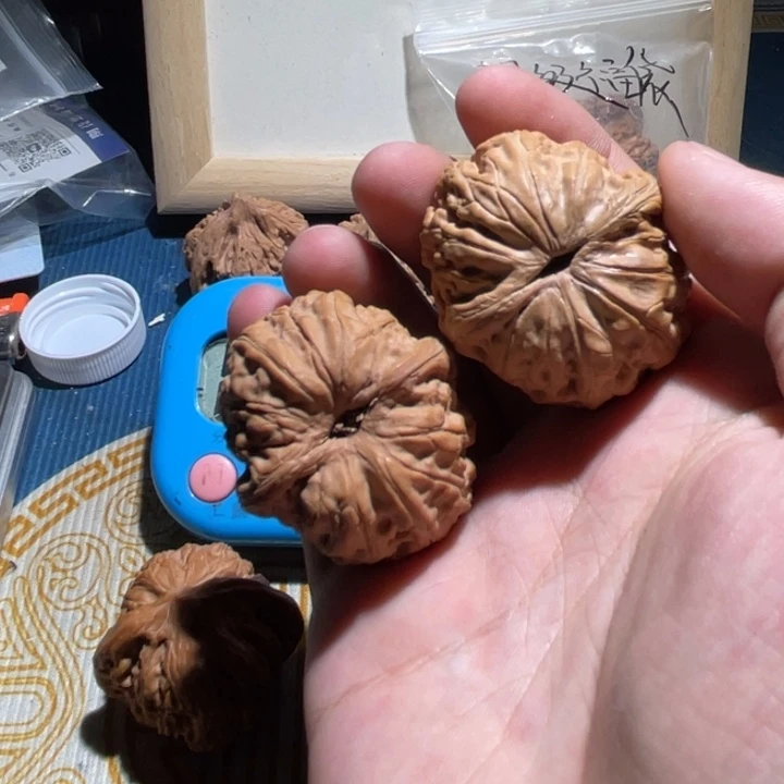 文玩核桃吊坠?*h元宝