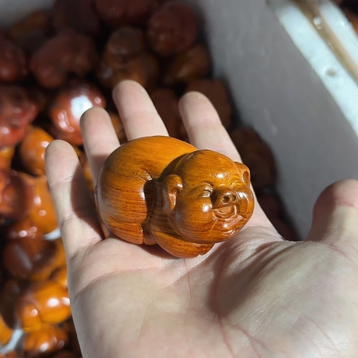 木花梨木8福气猪一只