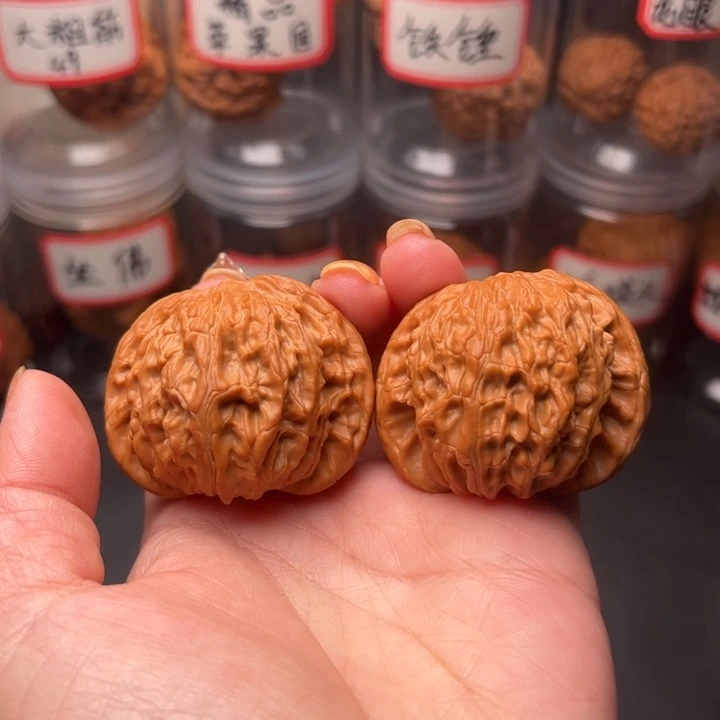 文玩核桃把件山地磨盘