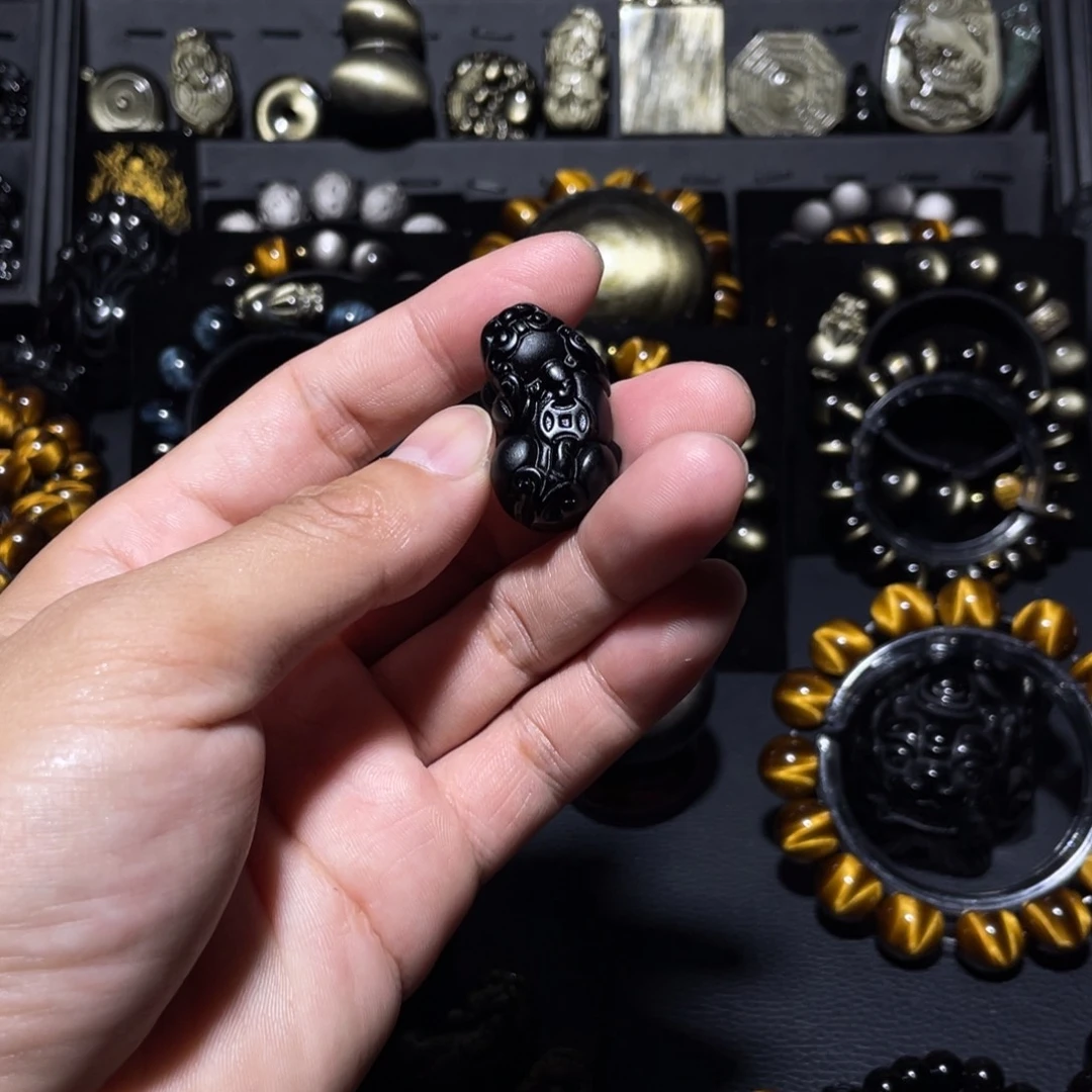 未镶嵌黑曜岩珠宝奇石小*?