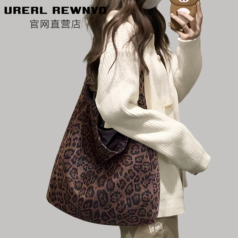 URERL REWNVO豹纹绒布托特包女2025新款通勤大容量单肩帆布托特包