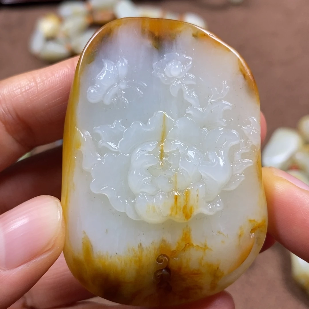 和田玉未镶嵌挂件