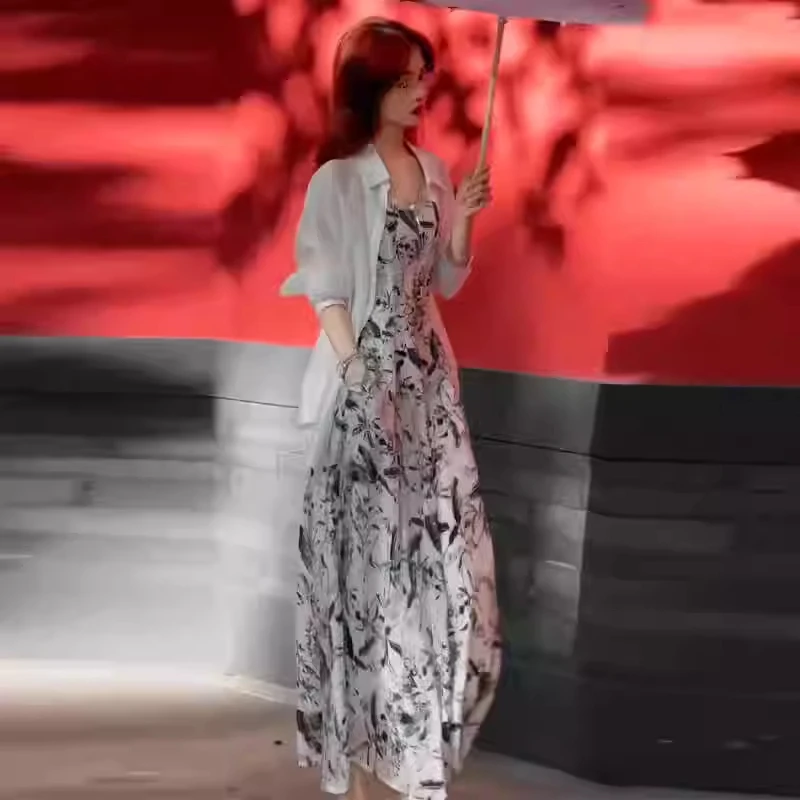 连衣裙女2025夏季新款时髦洋气薄款防晒衬衫水墨印花吊带裙两件套