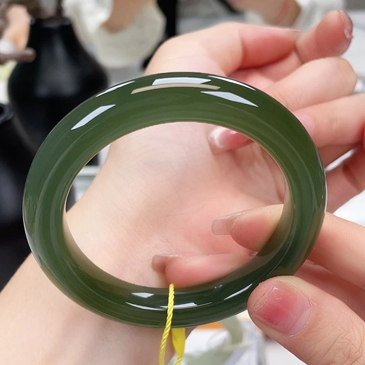 和田玉手镯5455未镶嵌