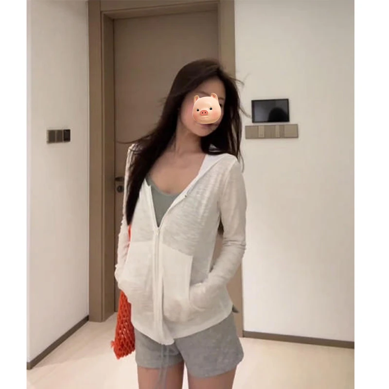 白色连帽冰丝开衫外套女夏季薄款微透外搭辣妹短款防晒衫长袖上衣