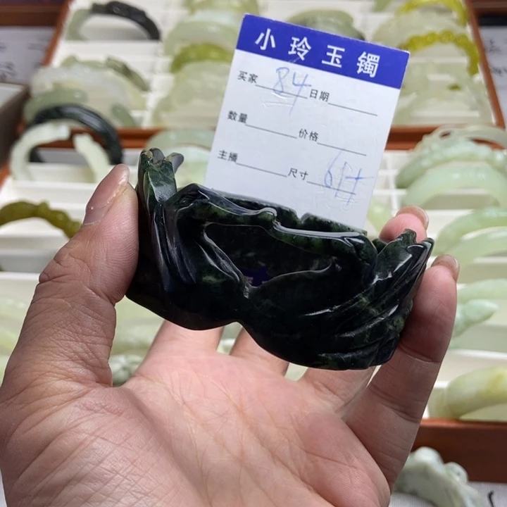 未镶嵌蛇纹石玉手镯