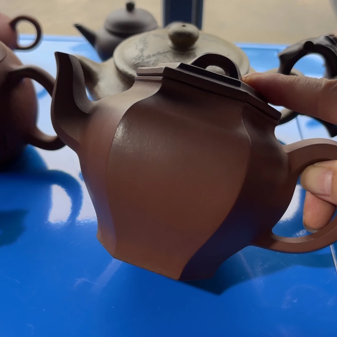 用***6紫砂茶壶紫砂杯及其他工艺制作而而成为