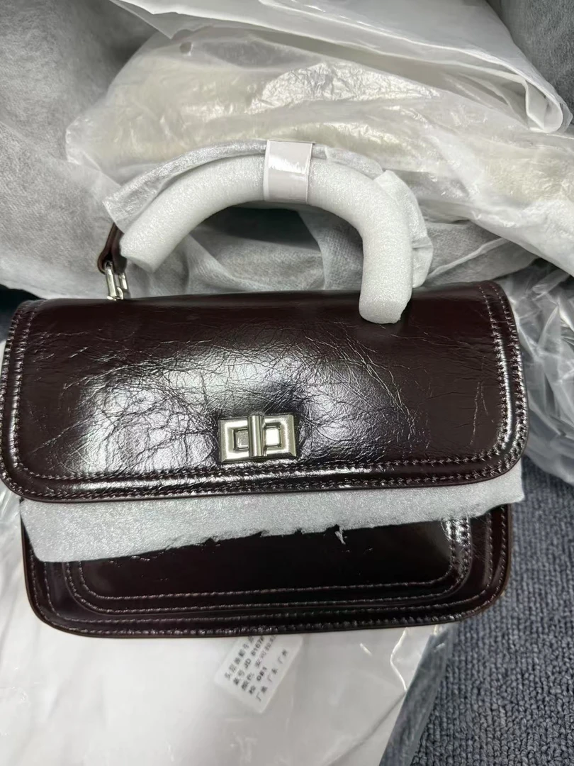 8167安可拉红色【清货微瑕】新款时尚轻奢百搭气质女包