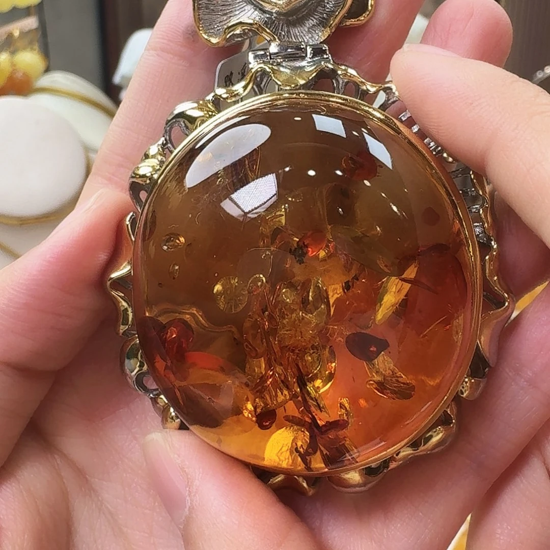 琥珀未镶嵌颈饰吊坠