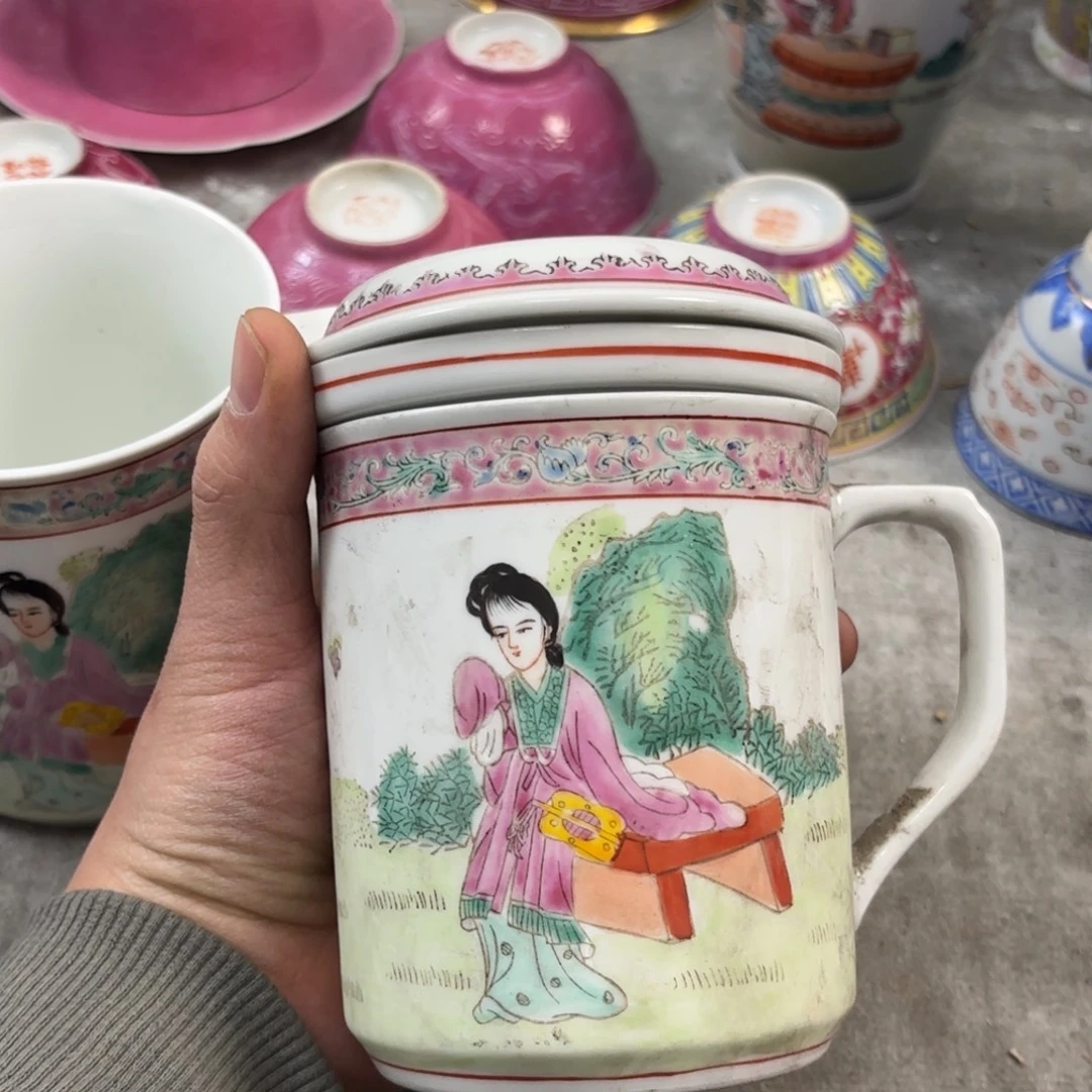 人物带茶漏办公杯