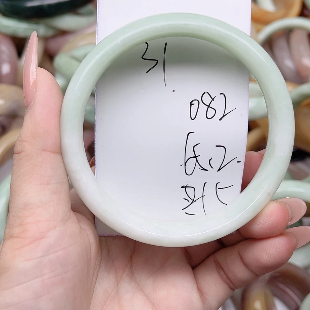 石英质玉未镶嵌手镯082