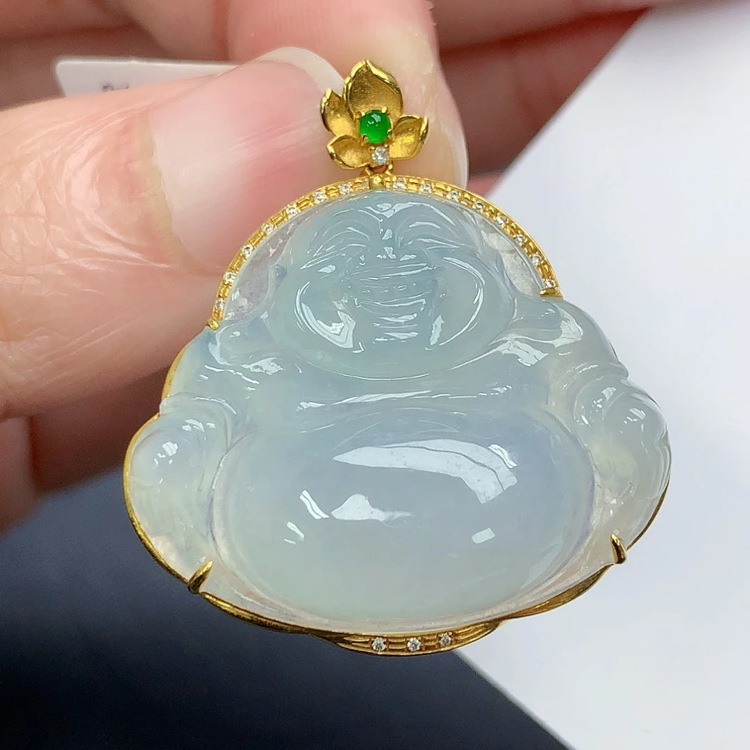 颈饰18K金镶嵌翡翠