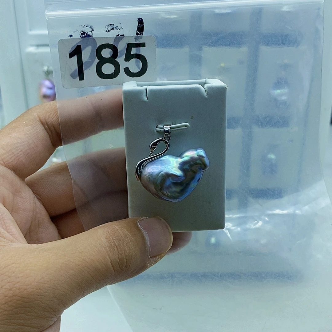 淡水珍珠合金颈饰