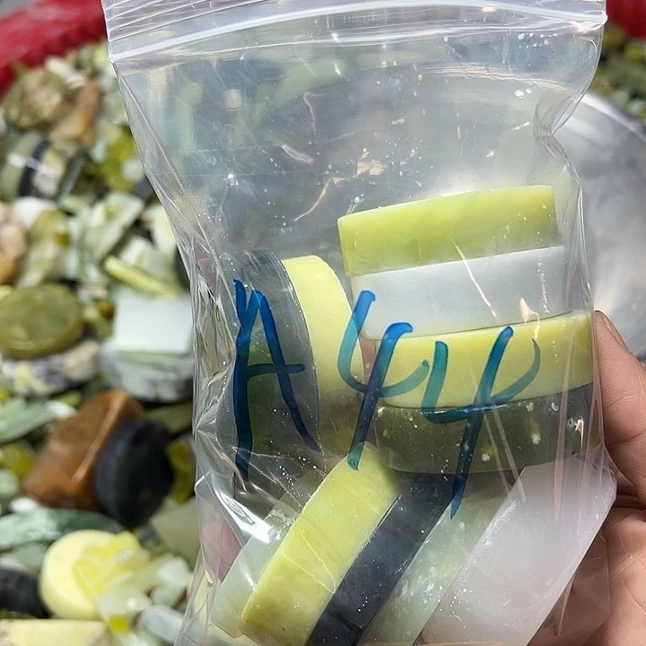 盘***拉蛇纹石玉未镶嵌鱼缸石 盆景石