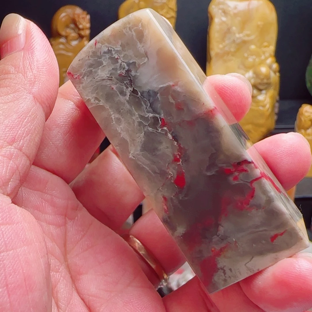 昌化石昌化鸡血石