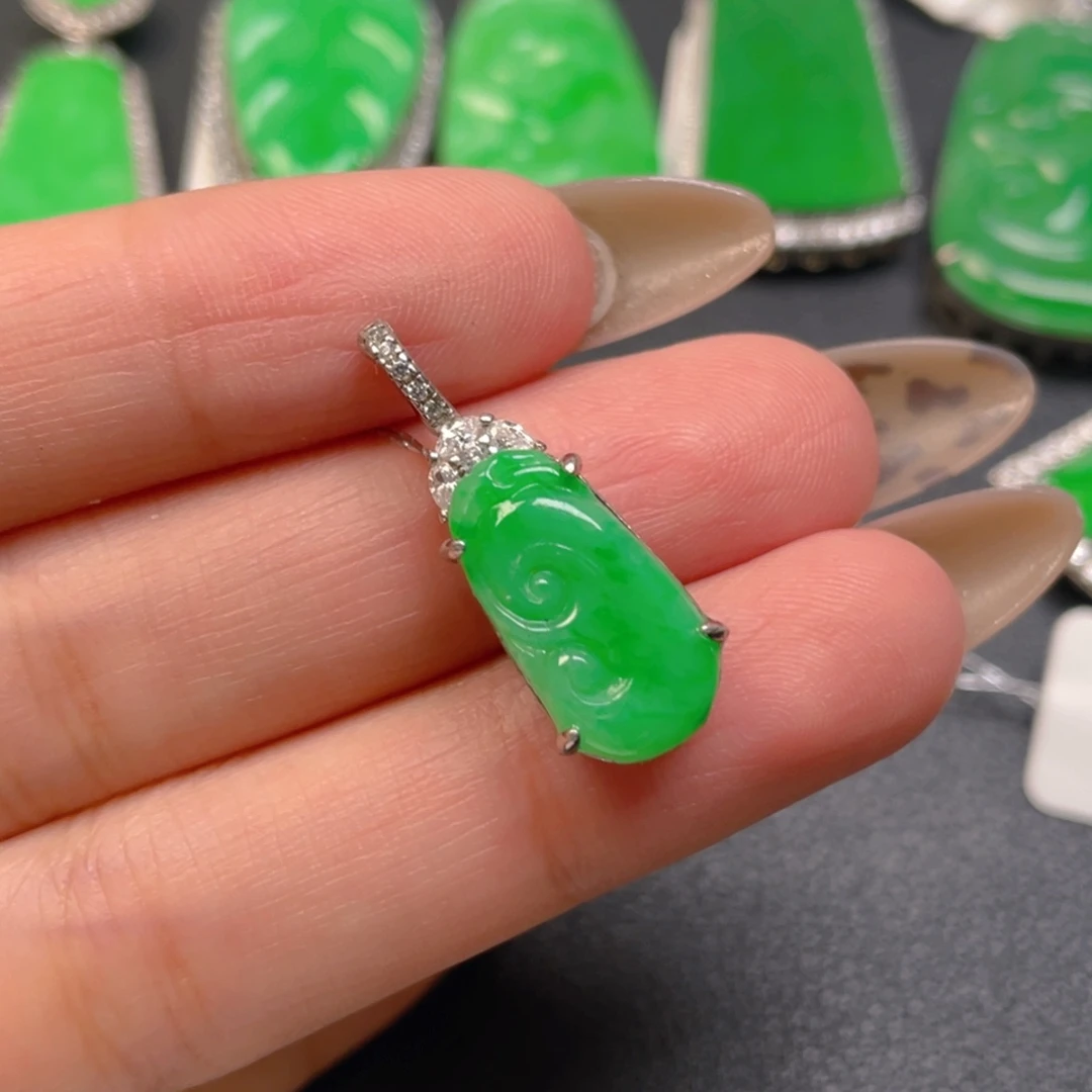 翡翠银S925镶嵌颈饰