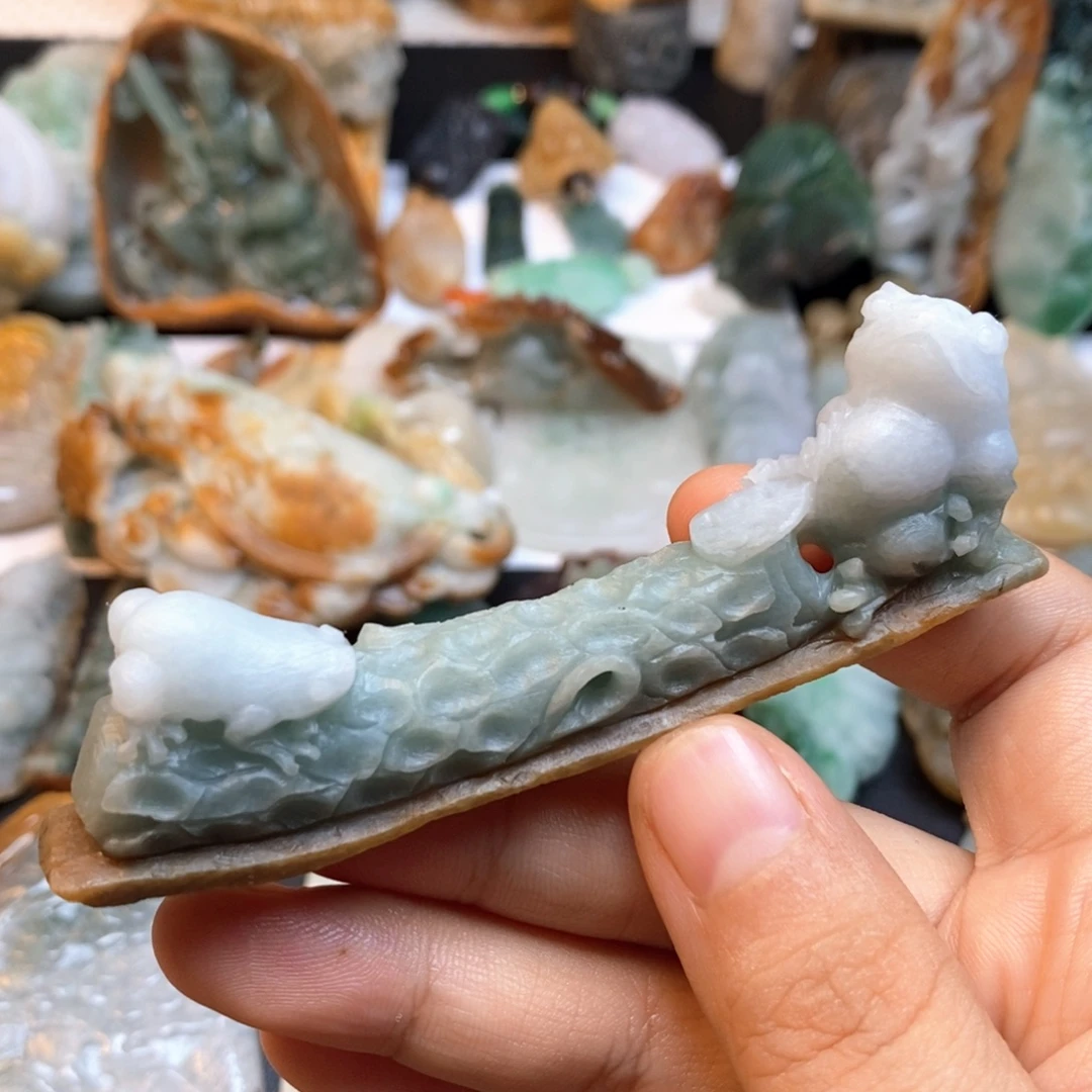 定制翡翠未镶嵌特色43