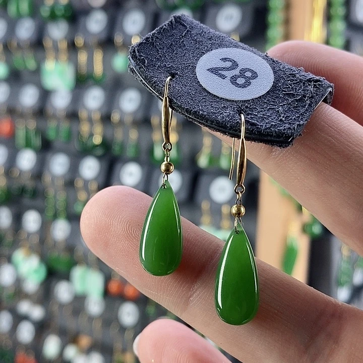 和田玉耳饰18K金镶嵌