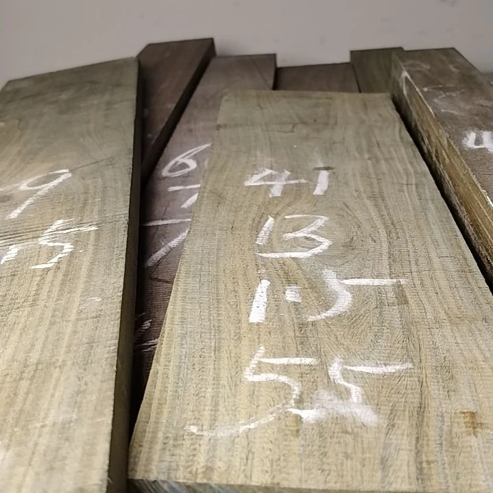 樟科（黄金檀）老*条