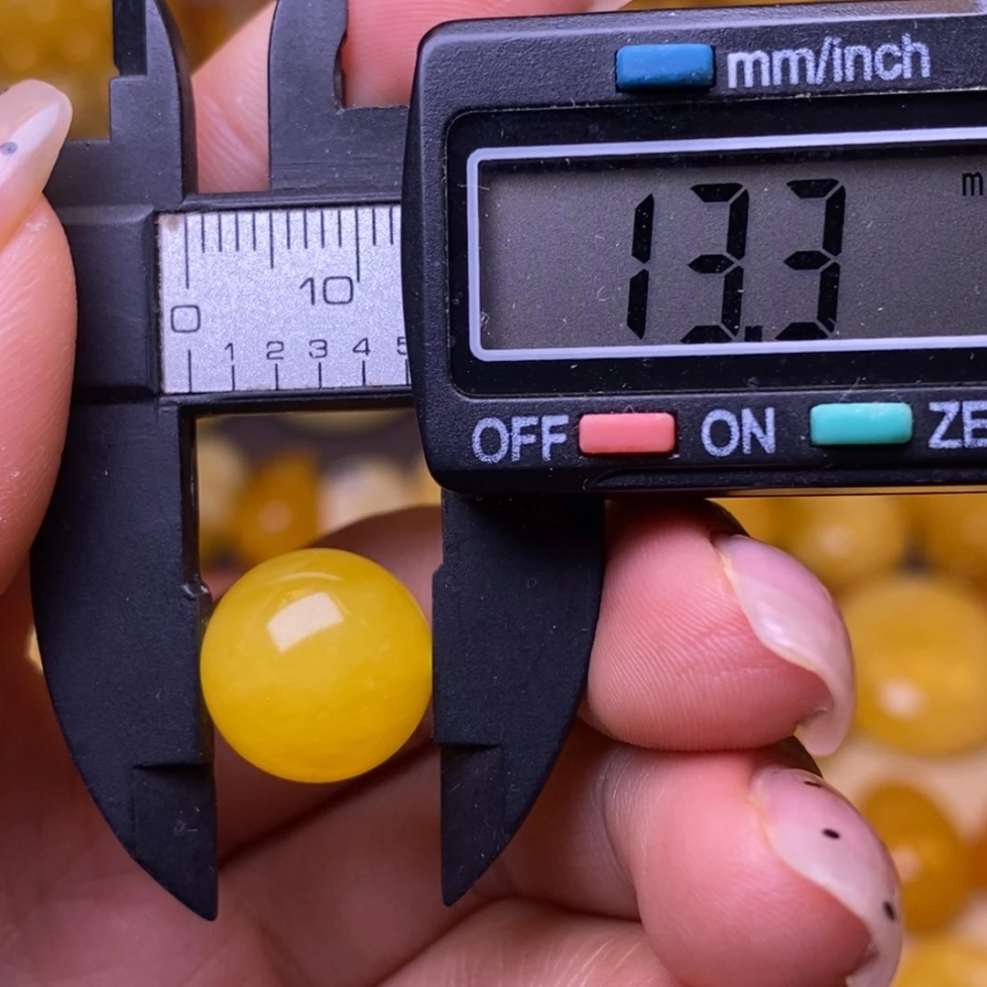 圆***亮裸石琥珀未镶嵌珠子