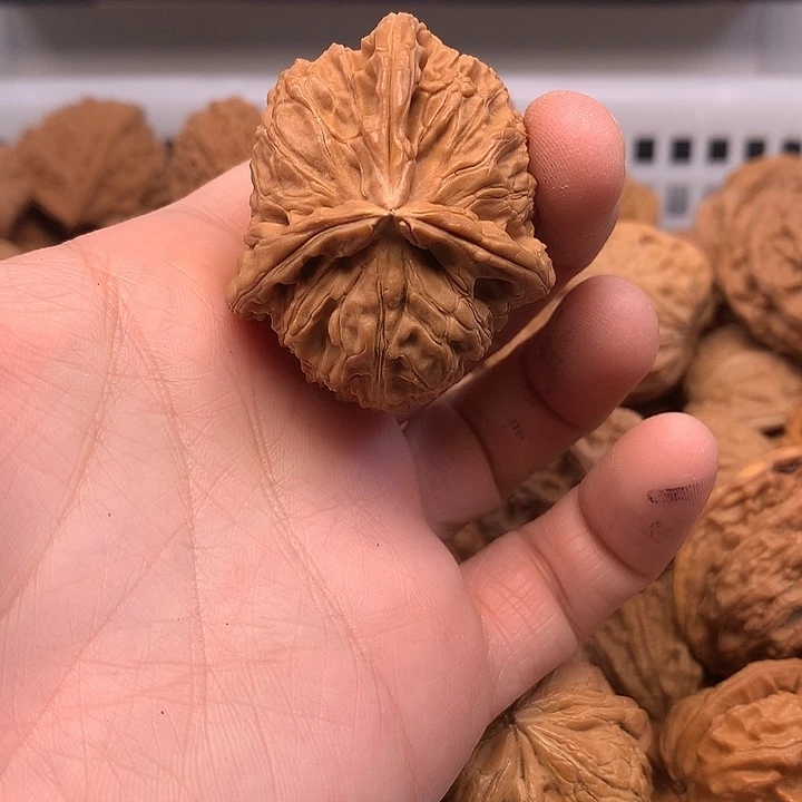 大***解吊坠文玩核桃文玩核桃