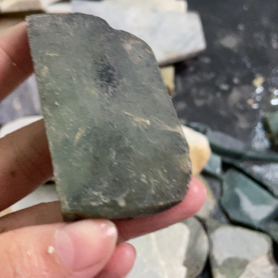 翡翠未镶嵌颈饰天然翡翠