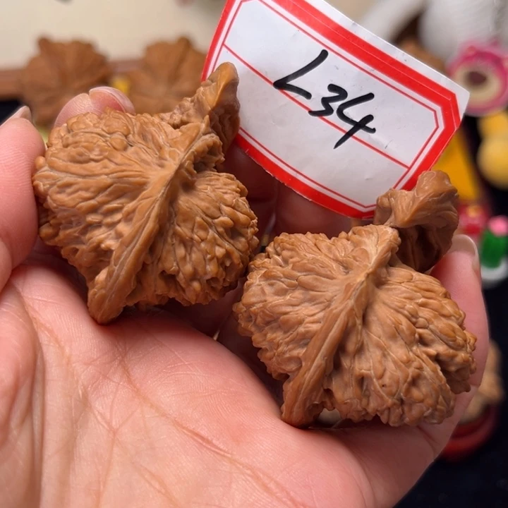 吊坠文玩核桃50大尺四座楼犀牛角34