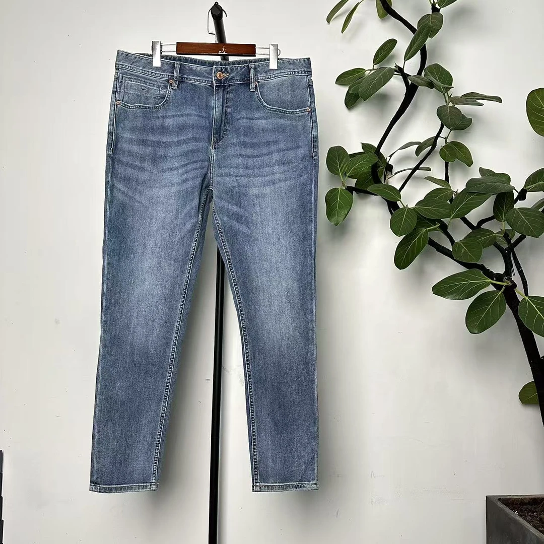 O-8 潮牌新款水洗蓝色时尚小直筒牛仔裤 31602