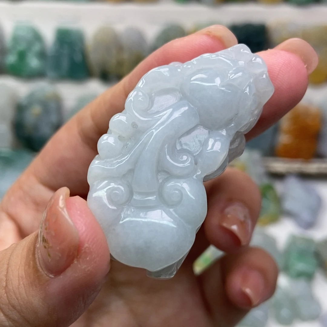 吊坠(赠链)未镶嵌翡翠