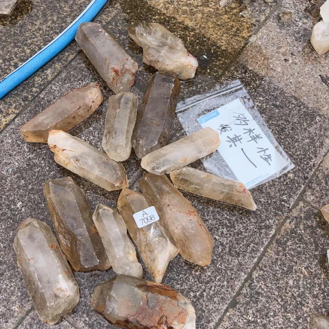 【闪购商品】未镶嵌水晶大型摆件（非配饰）多样性发其一