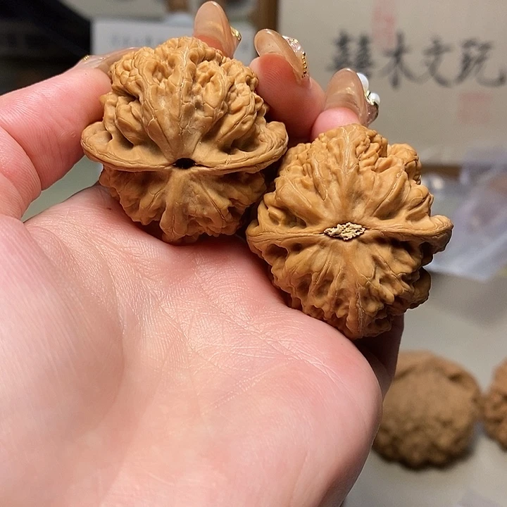 文玩核桃把件39球筋