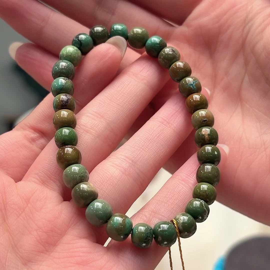 绿松石未镶嵌颈饰