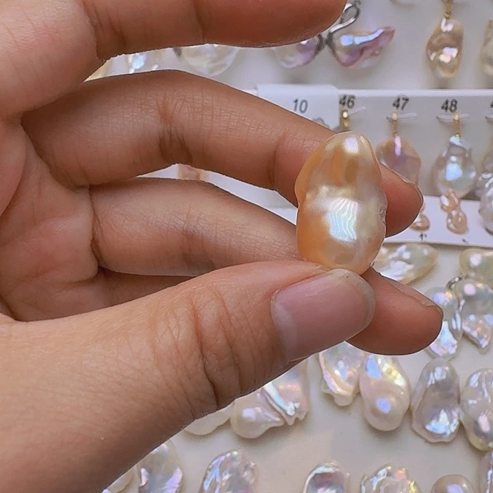 淡水珍珠未镶嵌颈饰