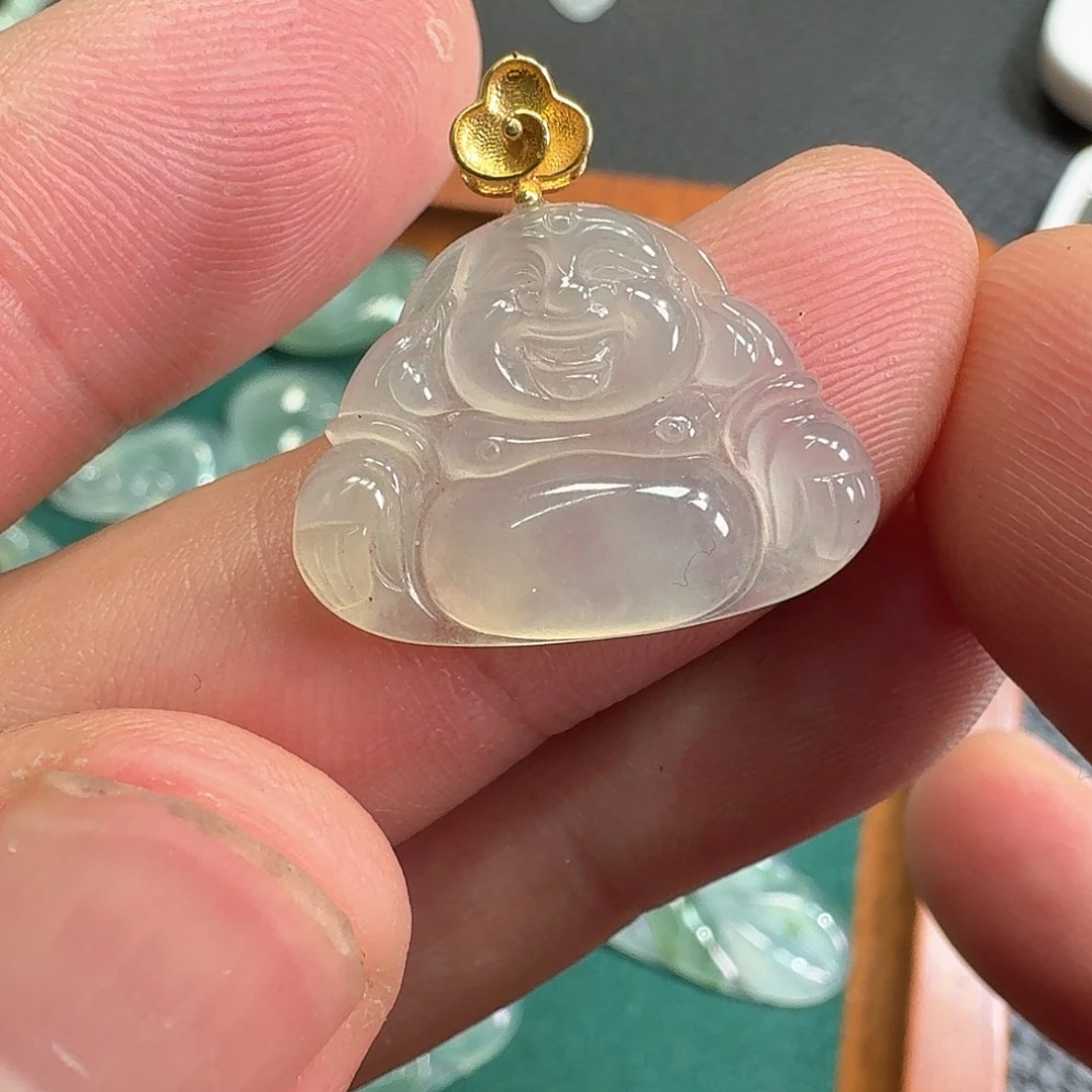 翡翠18K金镶嵌颈饰佛公