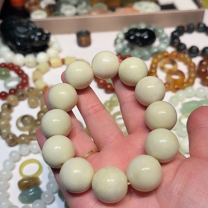 蛇纹石玉未镶嵌手串