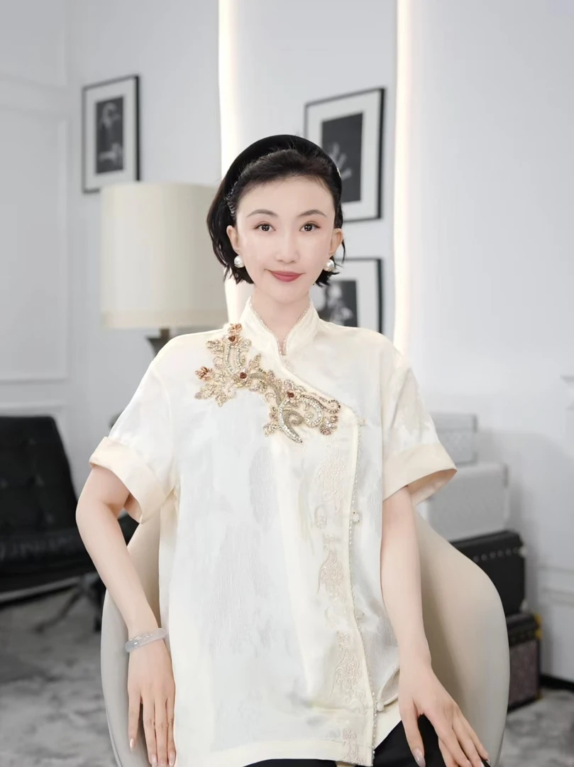 Betty Bairn【花墨韵】新中式国风醋酸刺绣上衣24B-BW7707