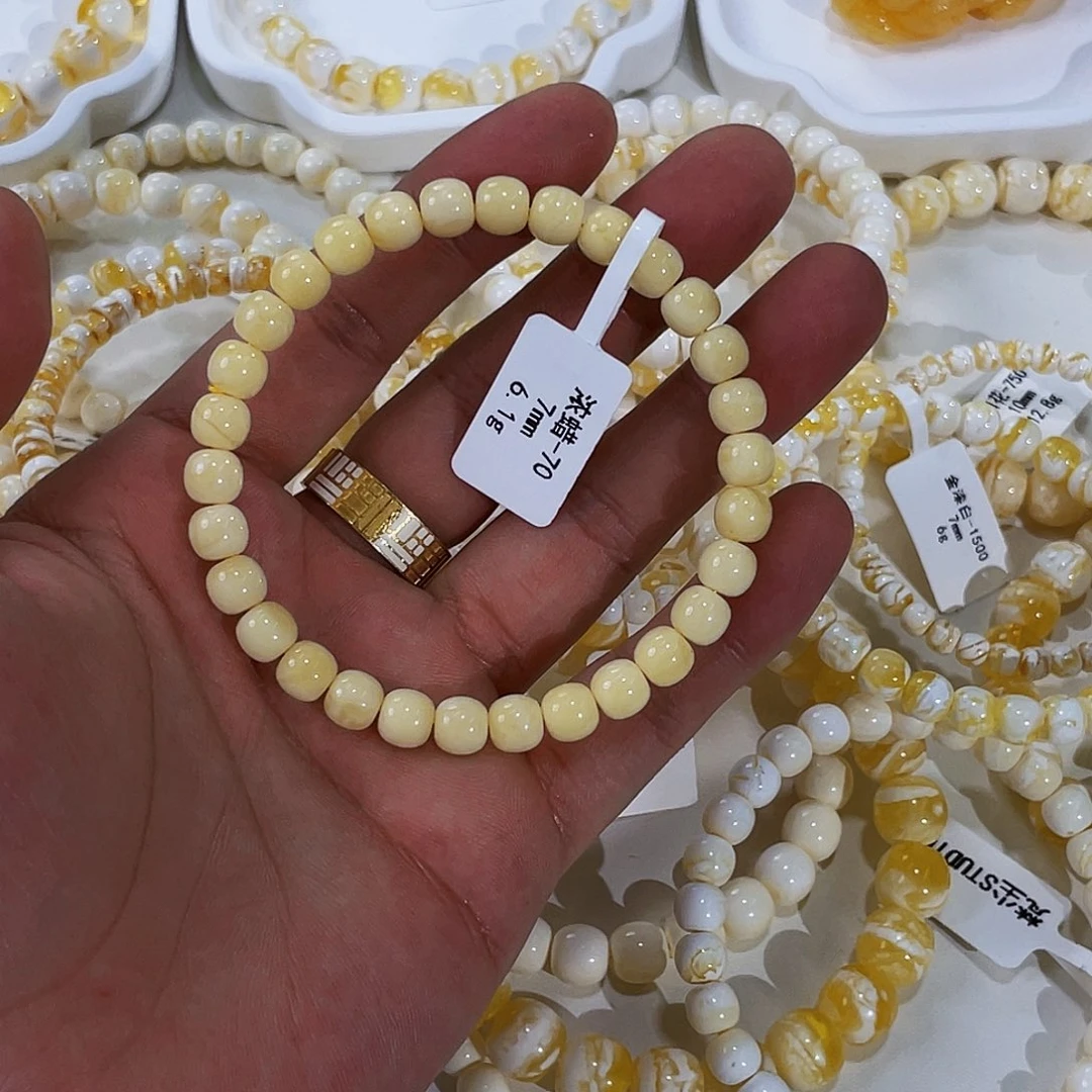 琥珀未镶嵌手链浓蜡7m