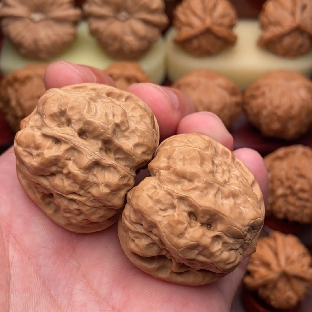 把件文玩核桃水晶肌肉蛙40