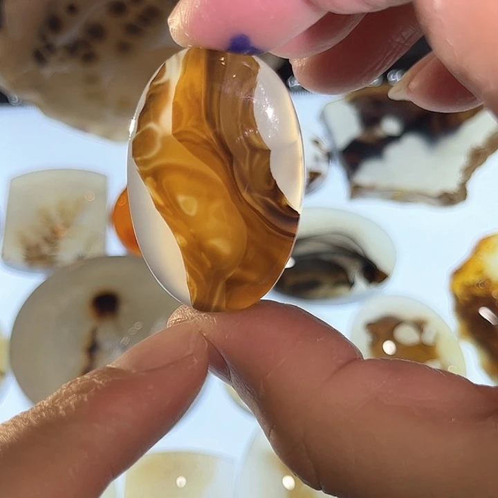 玛瑙/玉髓未镶嵌吊坠(不含链)