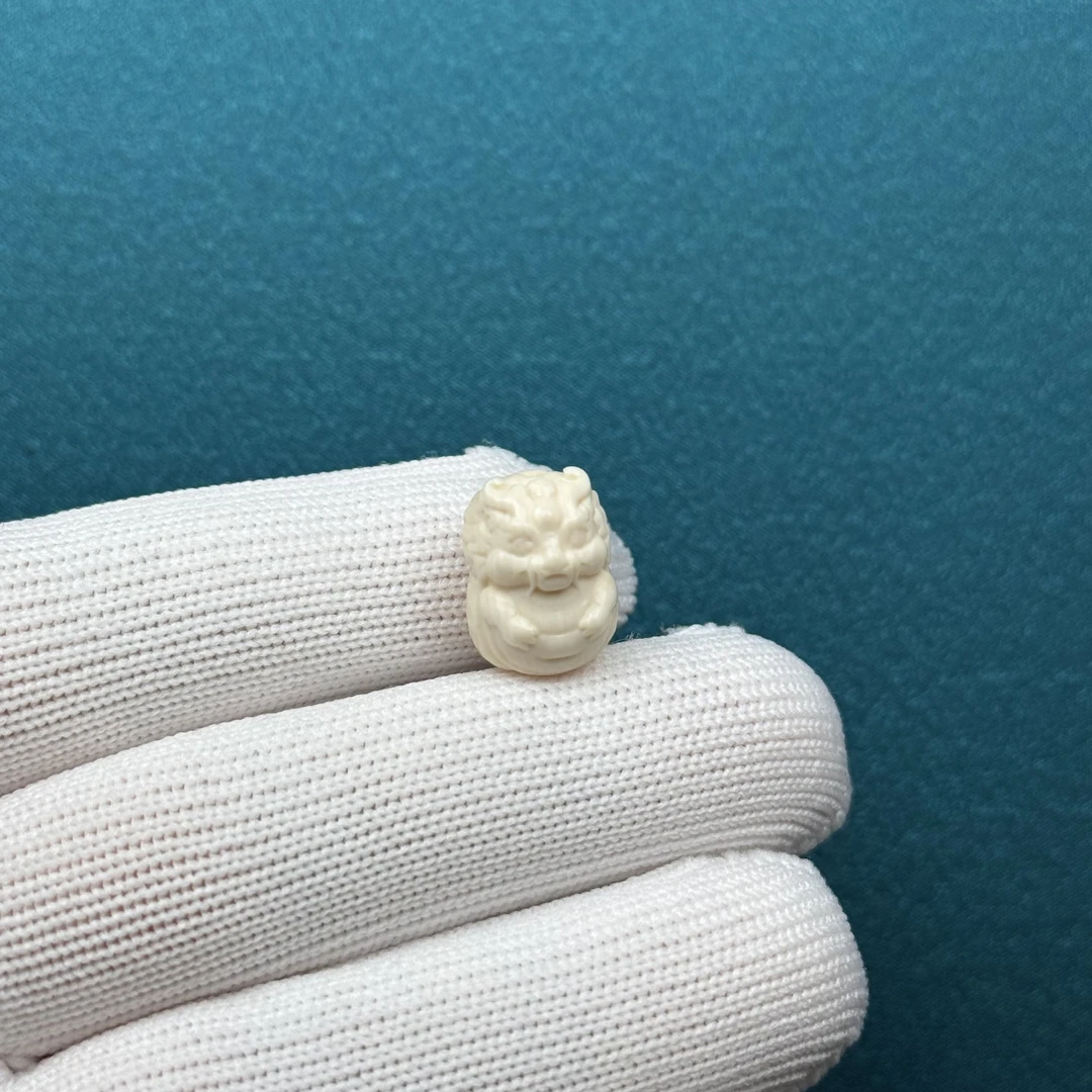 D64-44天然猛犸牙 龙宝宝11*14.5*10.5mm支持复检假一罚十