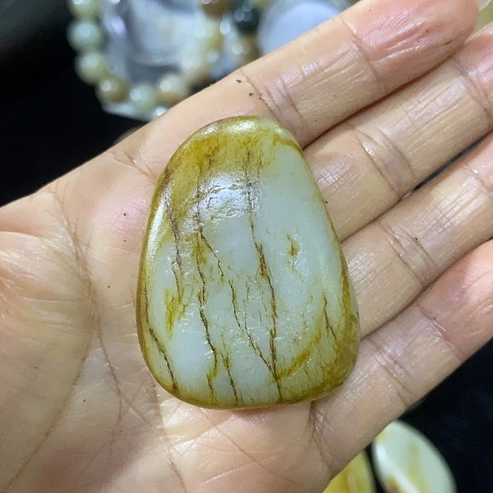 和田玉（糖玉）未镶嵌挂件