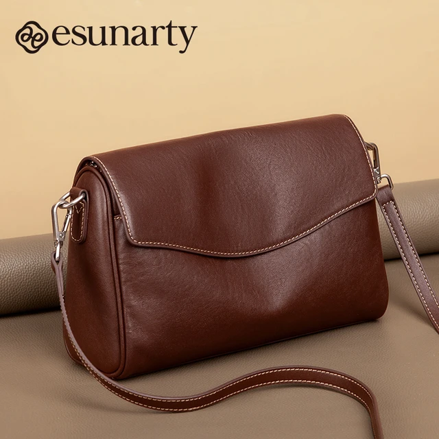 真皮女士斜挎包2025新款软皮复古通勤单肩包大容量百搭女款小方包