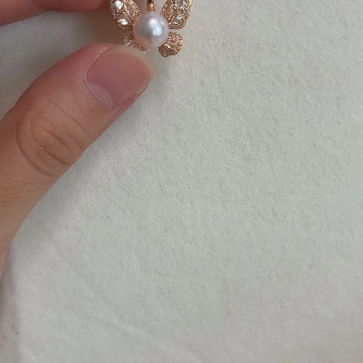 海水珍珠银S925镶嵌吊坠(不含链)蝴蝶