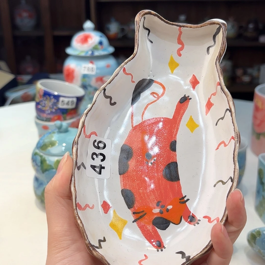 瓷片兔兔好可爱啊我