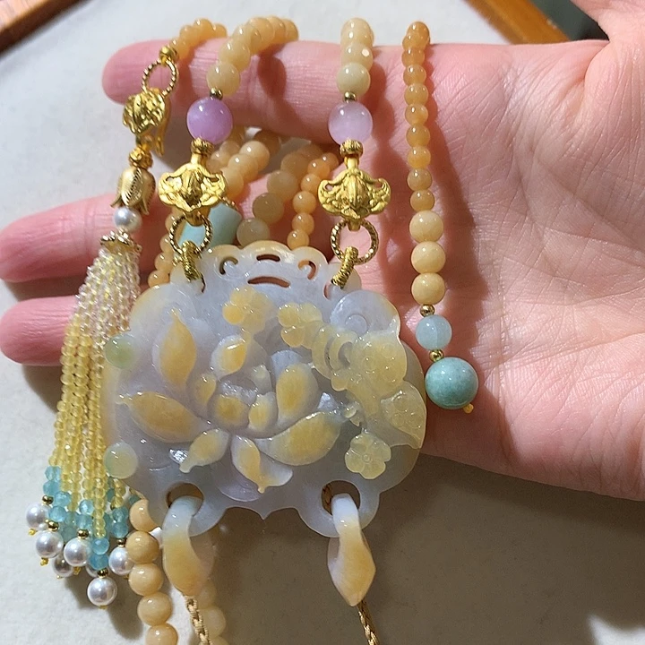 翡翠未镶嵌颈饰翡翠吊坠