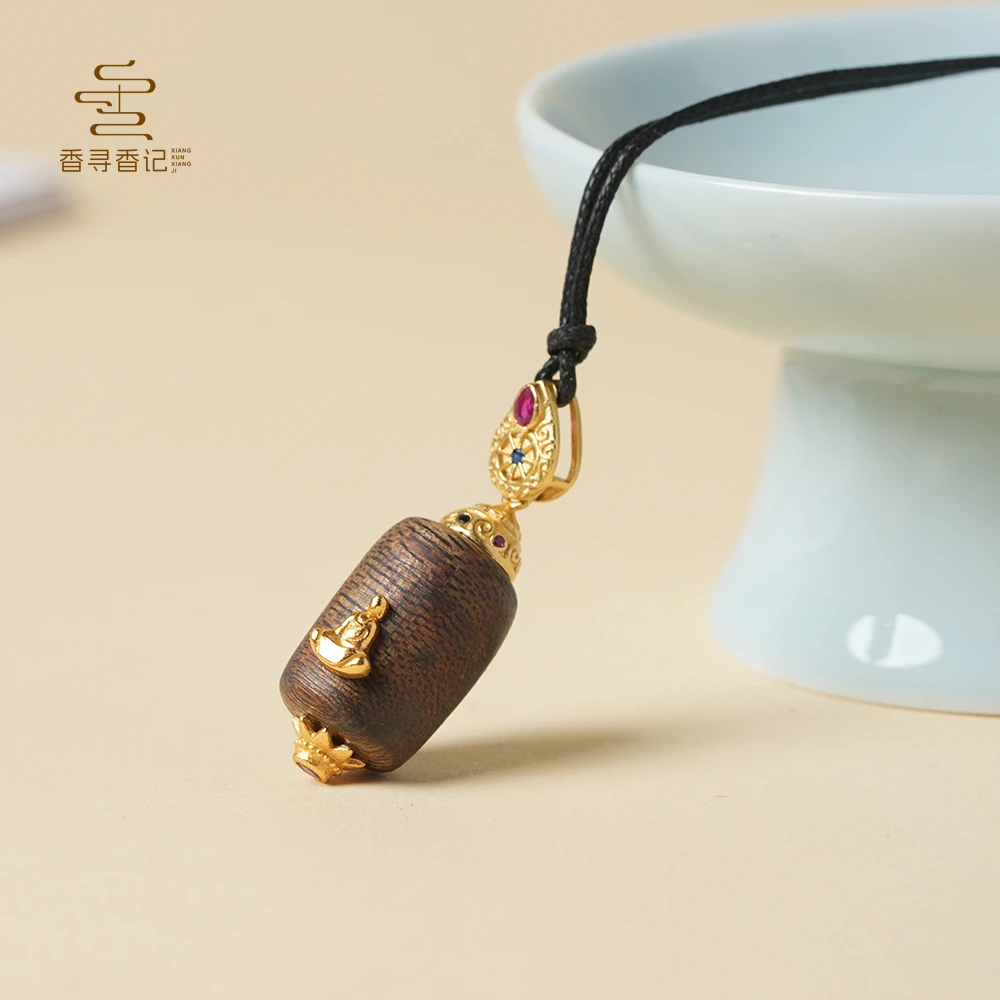 沉香【禅】海南尖峰岭绿奇楠 99沉 无相佛吊坠挂脖