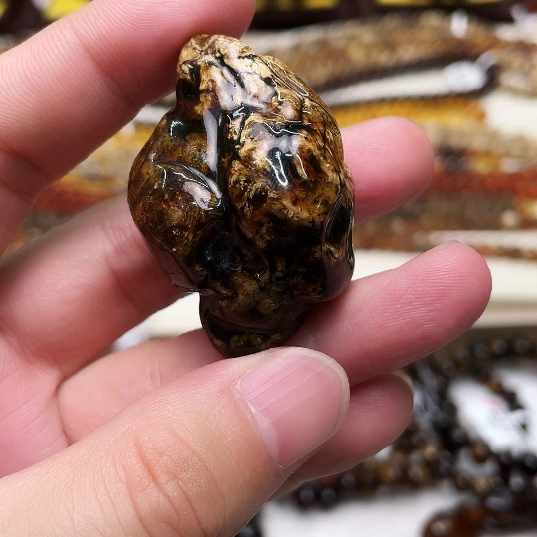 未镶嵌颈饰琥珀q**q大