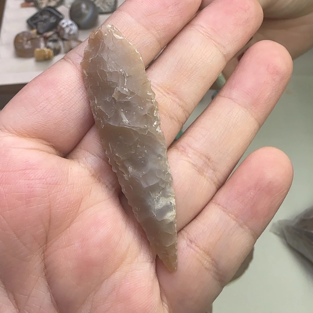 闲***白未镶嵌玛瑙/玉髓珠宝半成品
