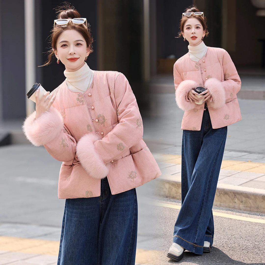 新中式国风羽绒服女短款2025冬季新款钉珠小个子狐狸毛白鸭绒外套