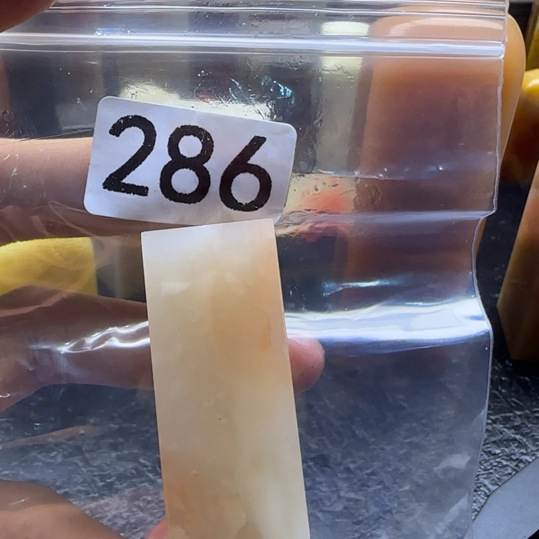 卧***轩老挝石kkkkkkkkkkkkm